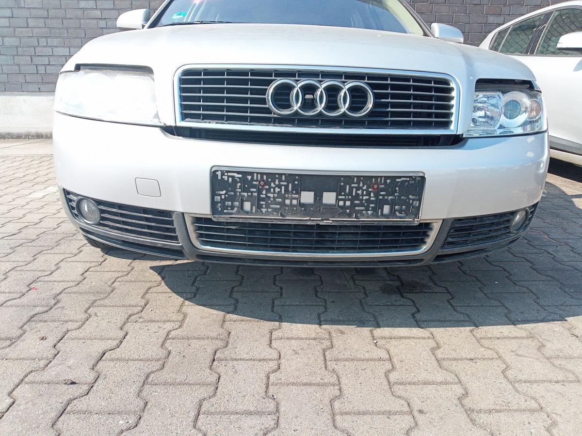 Audi A4 8E B6 original Stoßstange Stossfänger vorn LY7W Lichtsilber Bj.2002