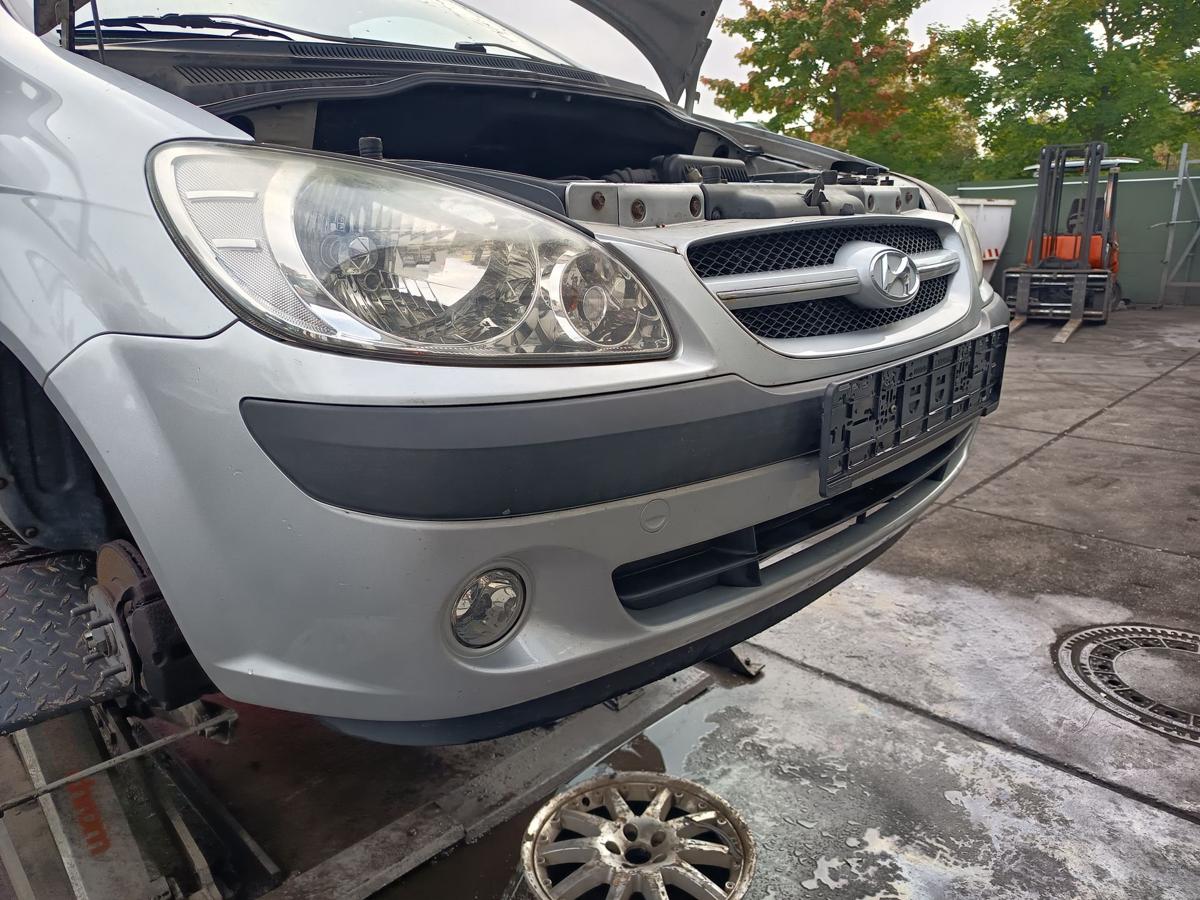 Hyundai Getz original Stoßstange Fänger vorn/Front 5S Space Silver Bj 2006