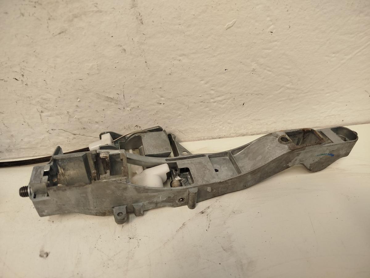 Peugeot 2008 I CU ab16 T&uuml;rschloss vorn rechts mit Tr&auml;ger T&uuml;rgriff Fahrert&uuml;r OEM