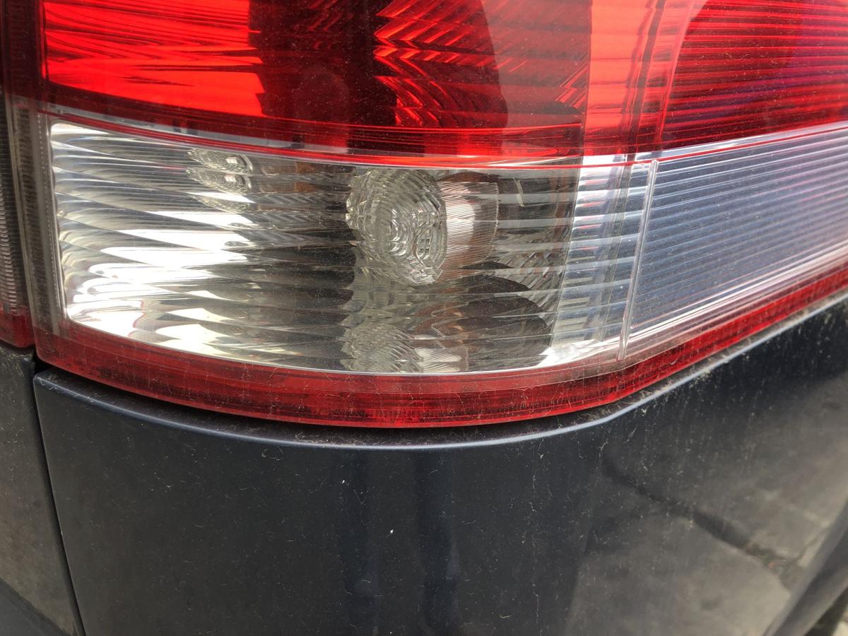 Opel Vectra C Caravan R&uuml;ckleuchte rechts au&szlig;en Ecke R&uuml;cklicht Heckleuchte