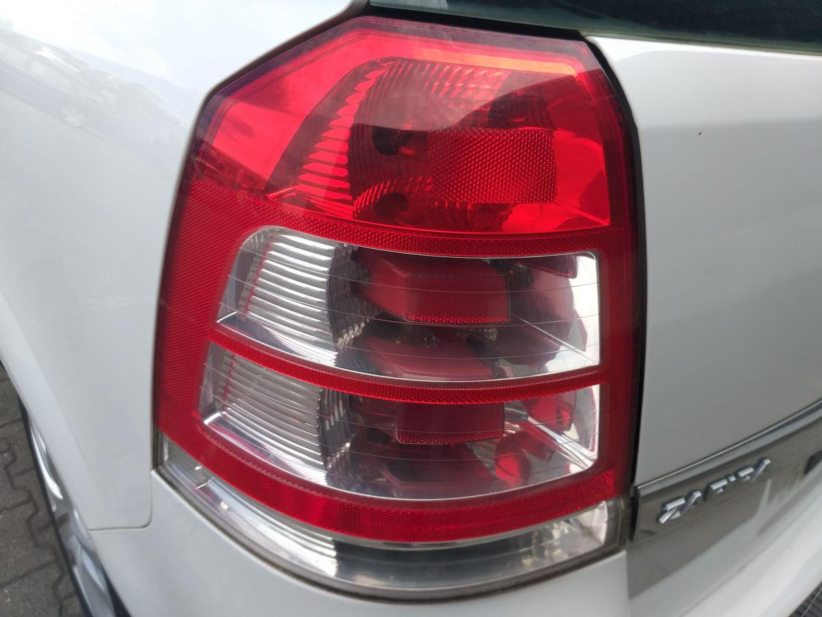 Opel Zafira B original Rücklicht Rückleuchte Schlussleuchte links Facelift Bj.2009