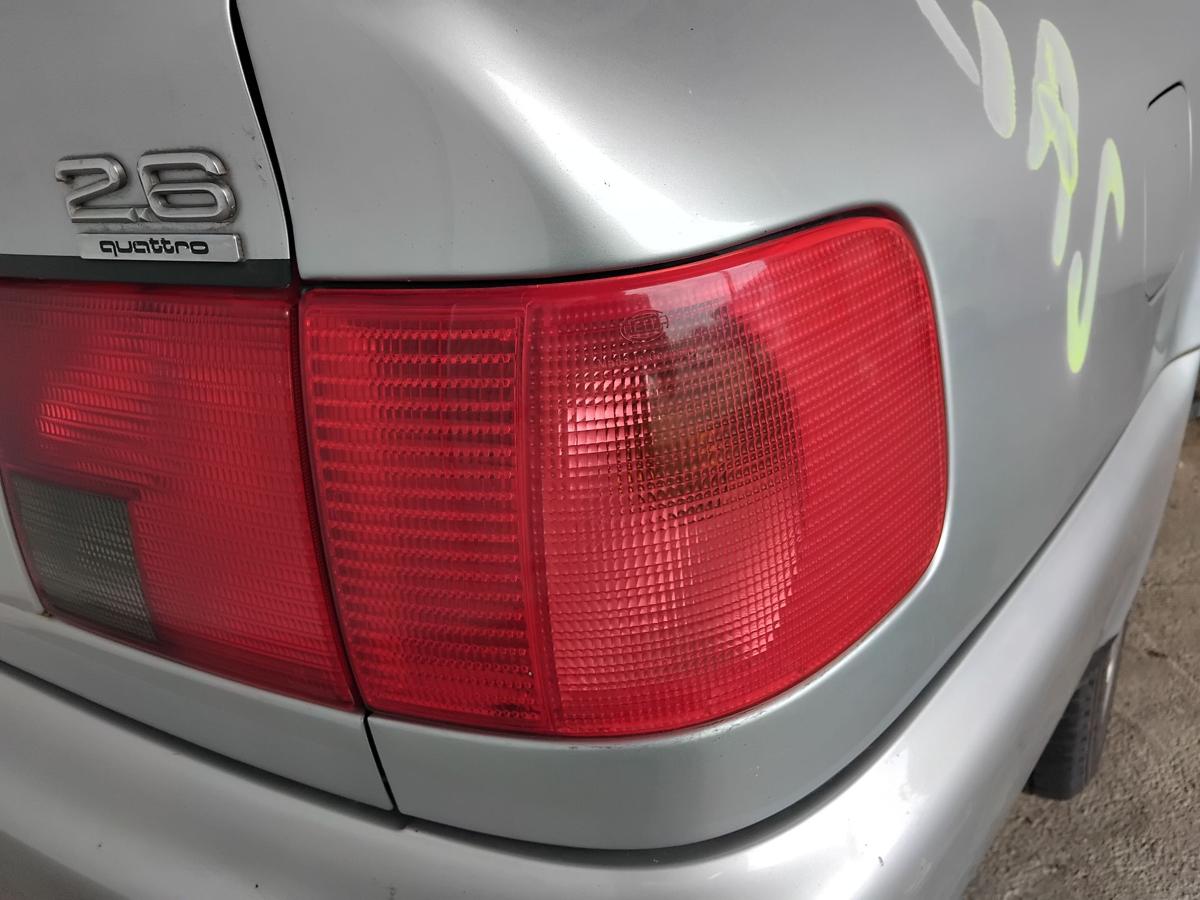 Audi A6 C4 Limousine orig R&uuml;ckleuchte Heckleuchte rechts aussen BJ1996 Facelift