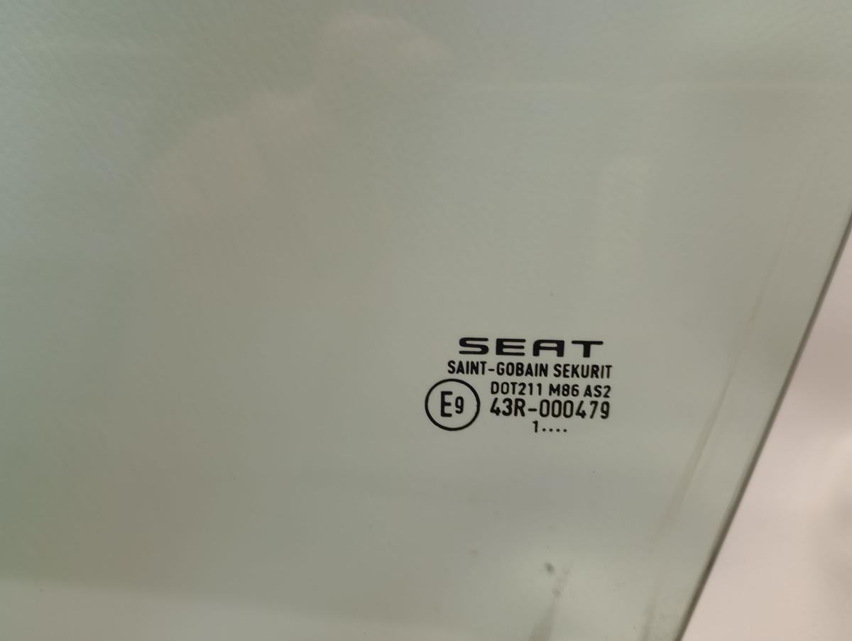 Seat Ibiza 6J/P original T&uuml;rscheibe vorn links Fahrer 6J4845201A/B Bj 2011