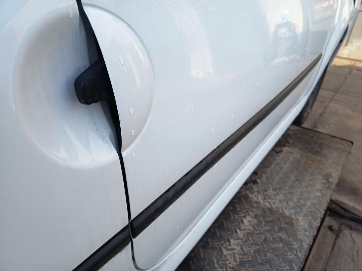 Renault Twingo II original T&uuml;r rechts Beifahrer 369 Arktiswei&szlig; Bj 2009