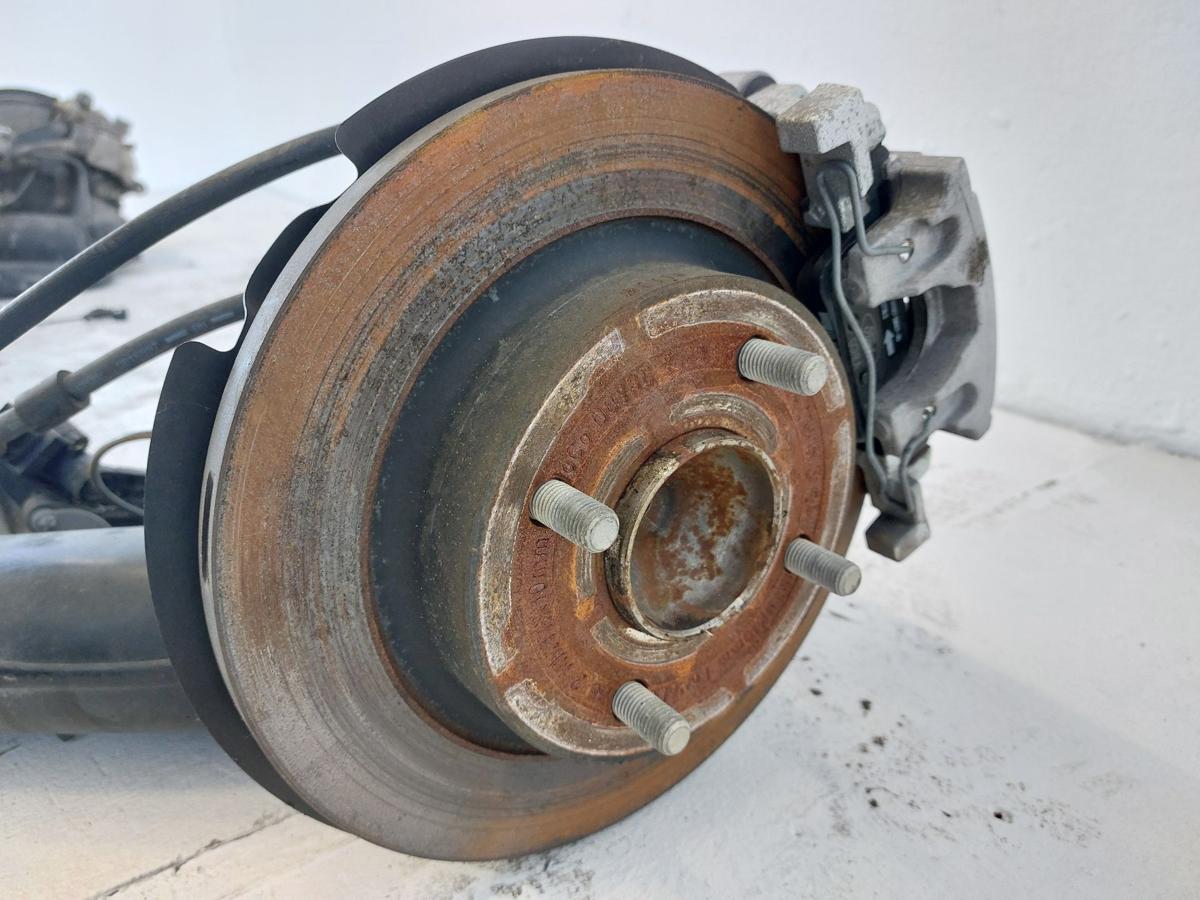 Ford Fiesta HF MK8 Hinterachse Achse hinten Quertr&auml;ger hinten 5 T&uuml;rer 999ccm