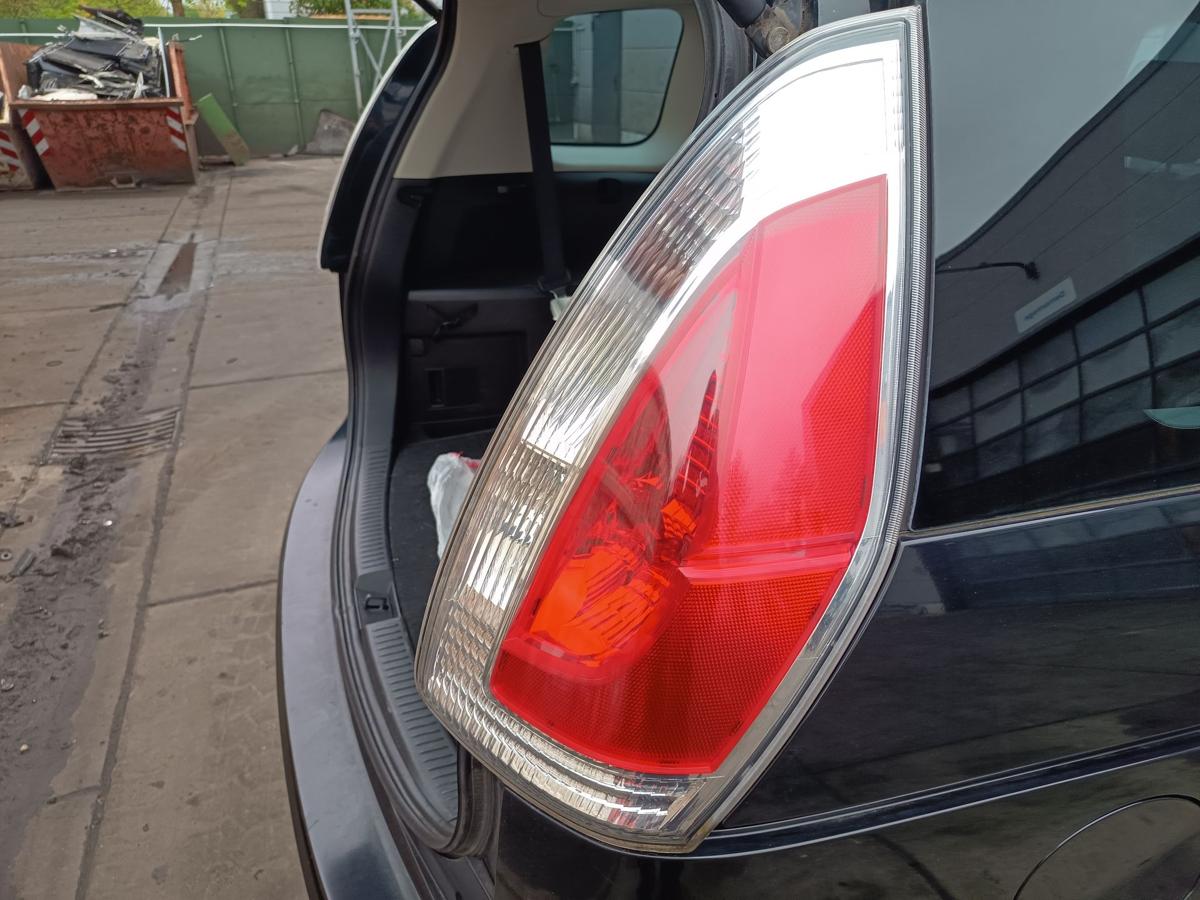 Mazda 5 CR original R&uuml;ckleuchte rechts Heck Schluss Licht Bj 2009