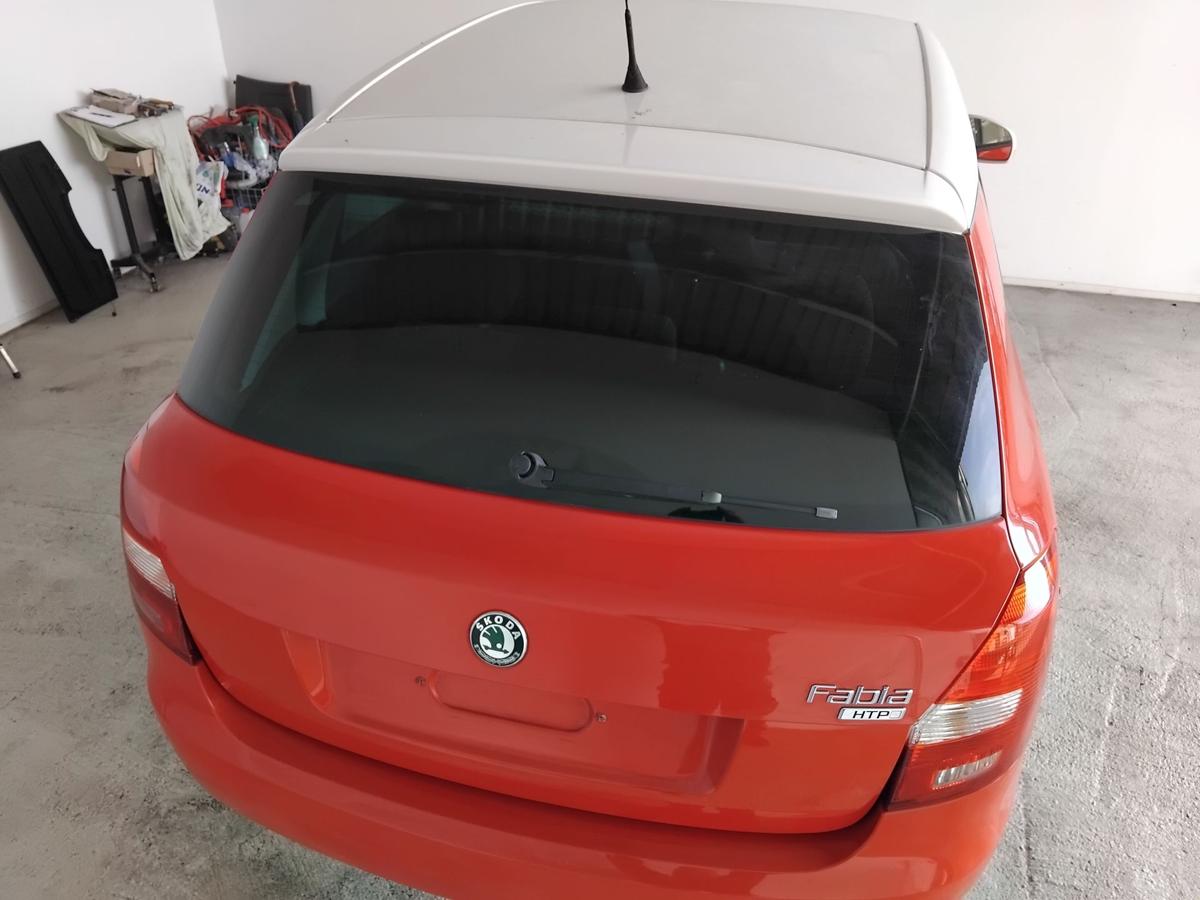 Skoda Fabia 2 5J Fließheck Heckklappe corridarot 8151 mit Heckscheibe BJ2009 Skoda Fabia 2 5J Fließheck Heckklappe corridarot 8151 mit Heckscheibe BJ2009