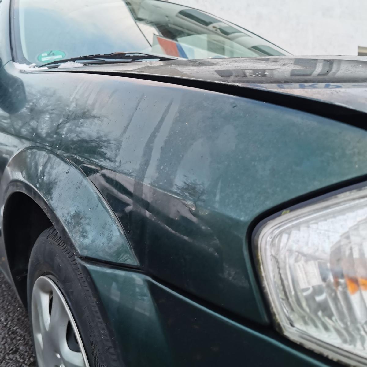 Mazda 323F BJ Kotflügel Fender vorn rechts 18J Grace Green Perl