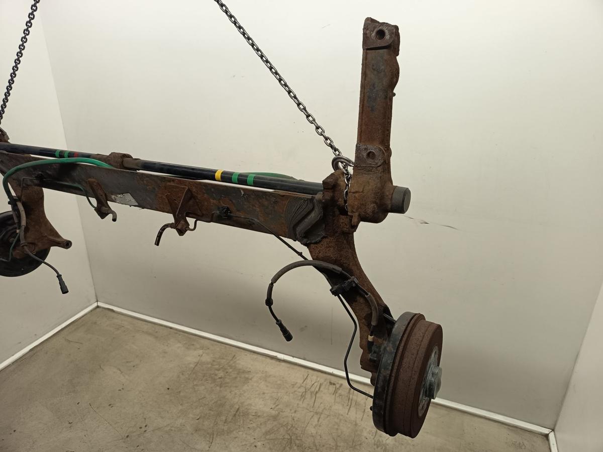 Renault Megane I original Hinterachse Tr&auml;ger 4 Loch trommelgebremst ABS Bj 2000