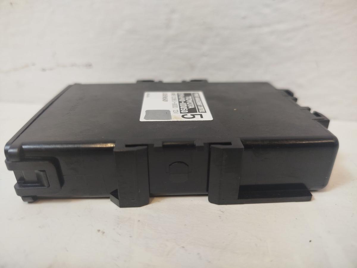 Toyota Yaris XP13 Steuerger&auml;t Steuerteil Power Managment OEM