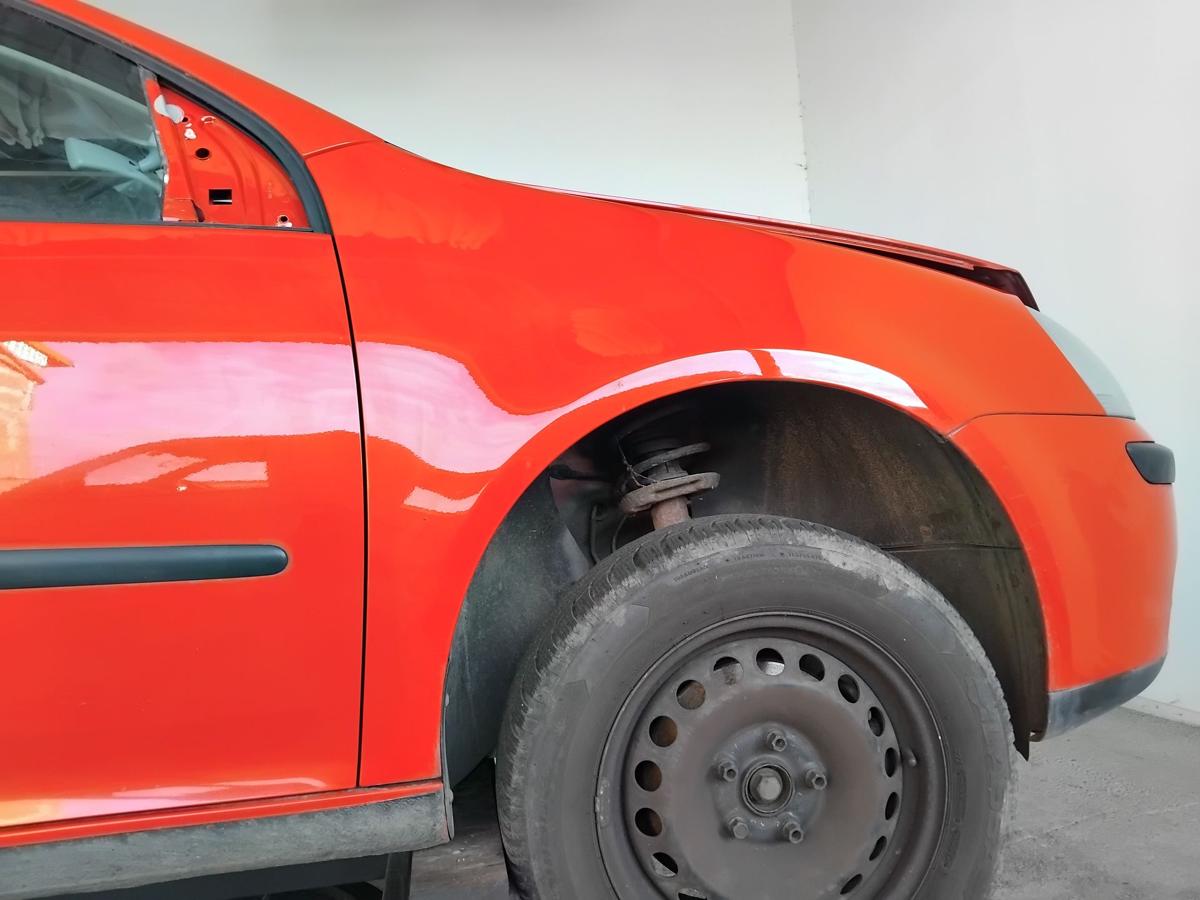 VW Golf 5 1K original Kotfl&uuml;gel vorn rechts tornadorot LY3D Flie&szlig;heck BJ2004