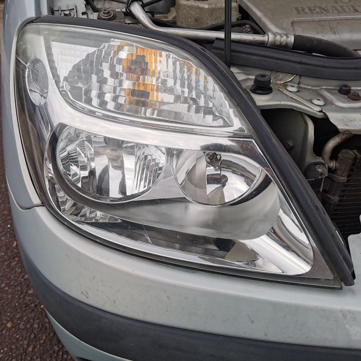 Renault Megane Scenic JA Scheinwerfer Hauptscheinwerfer vorn rechts