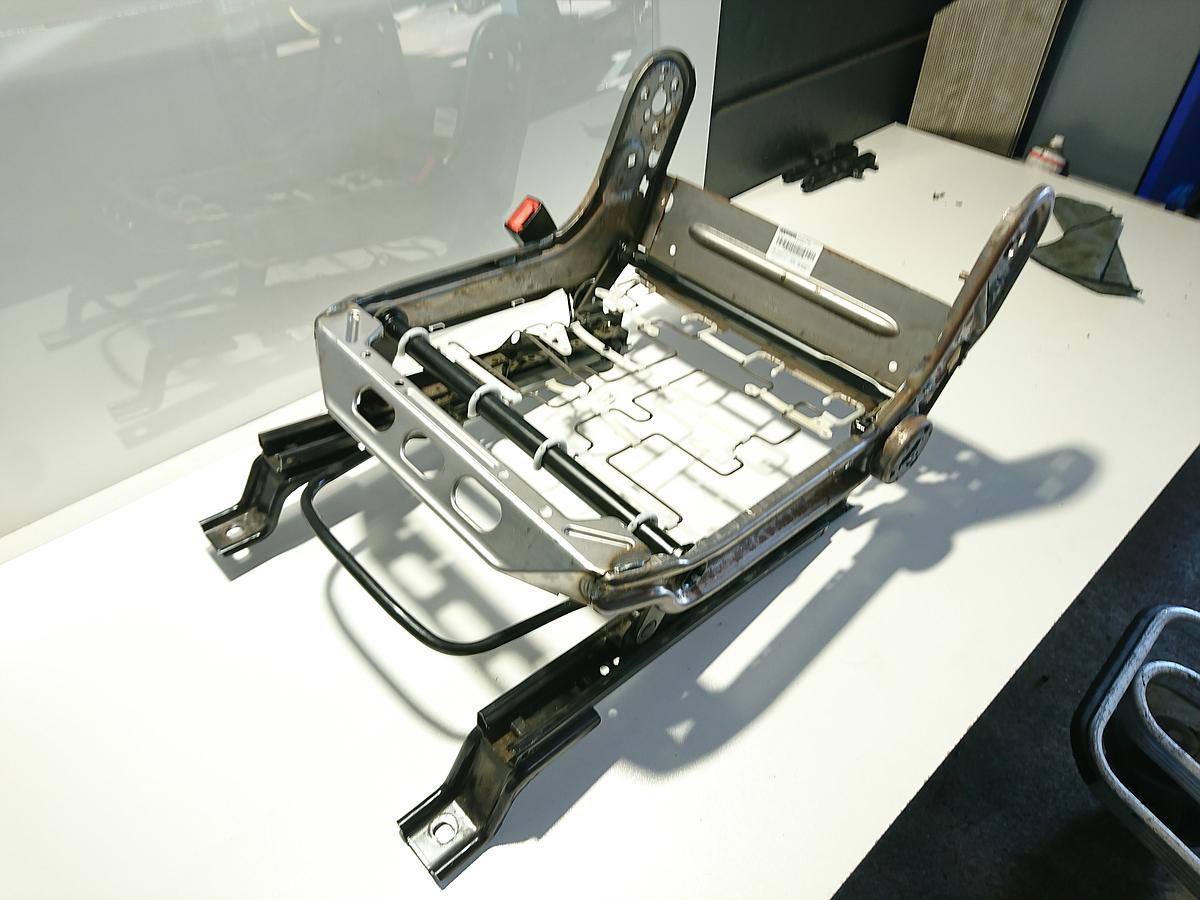 Smart forfour 454 orig Sitzgestell Fahrersitz Höhenverstellung Bj 04