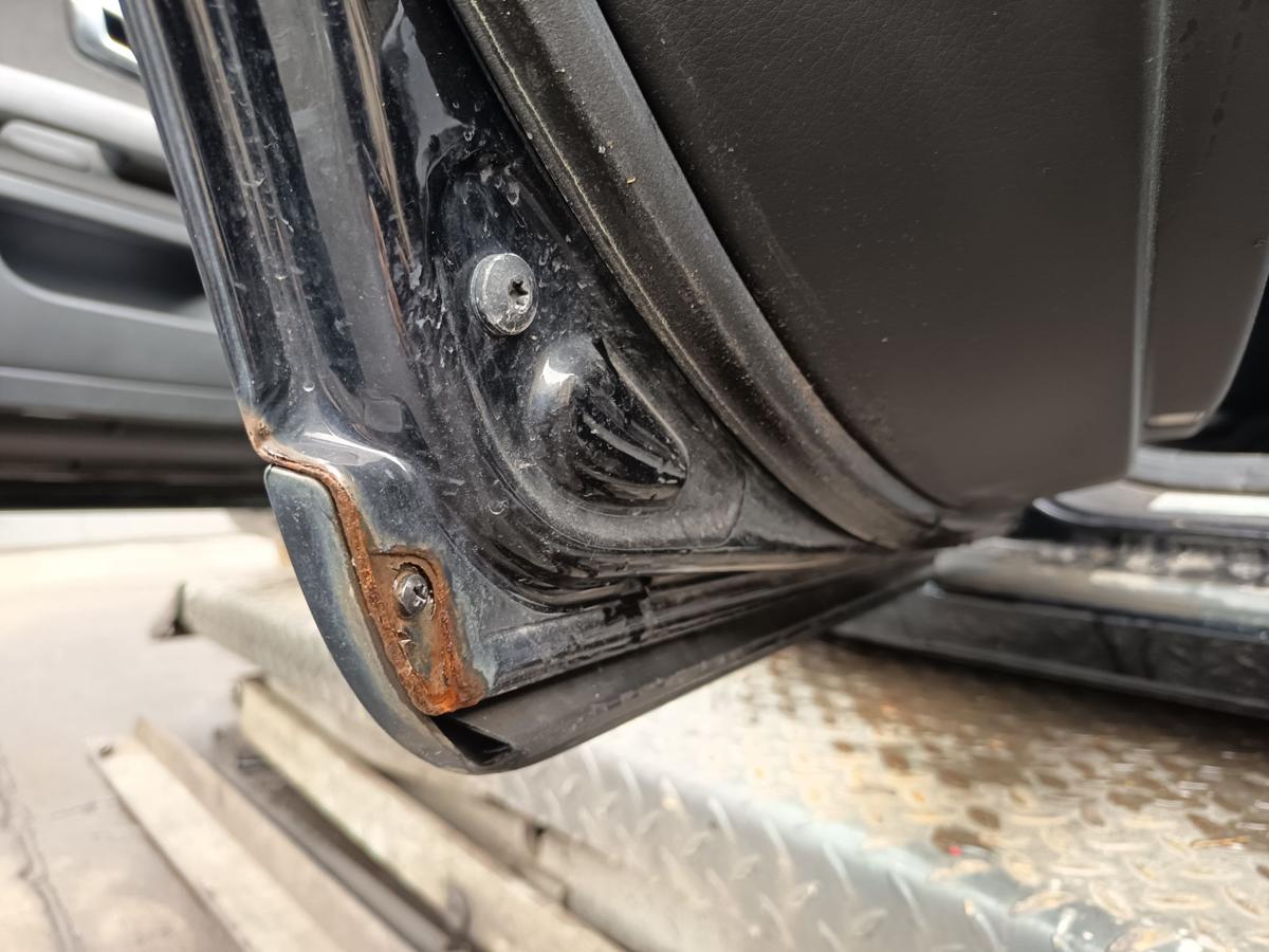 Audi A4 8E B7 Avant original Tür hinten links Fond Z9Y Phantomschwarz Bj 2007