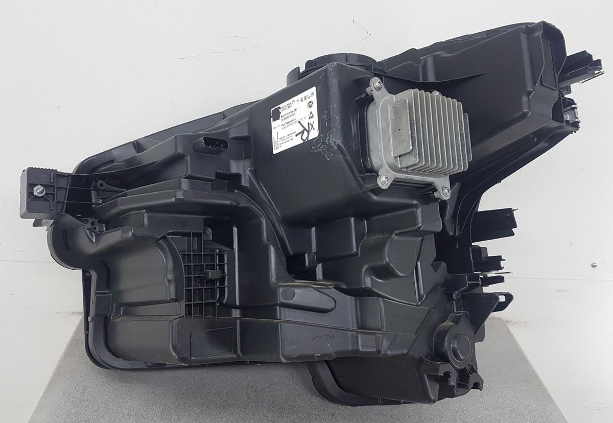 Tesla Modell Y Juniper Hauptscheinwerfer Frontscheinwerfer rechts Bj25 Facelift