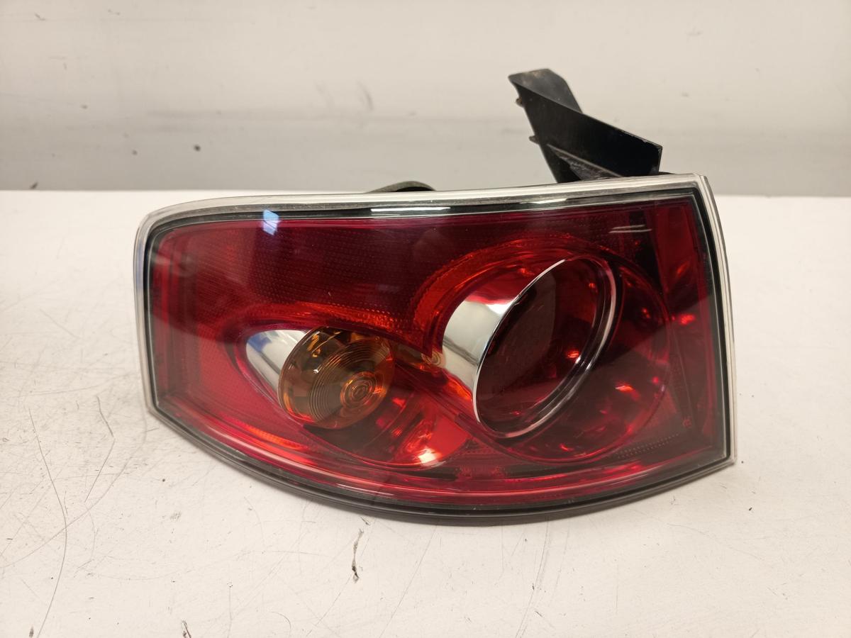 Seat Ibiza 6L original Rückleuchte außen links vor Facelift 3TRG Bj 2005