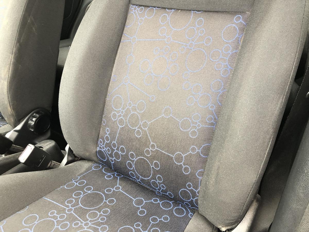 Ford Fiesta JD JH ab05 Sitz vorn links Fahrersitz Stoff ohne Heizung 5 t&uuml;rer