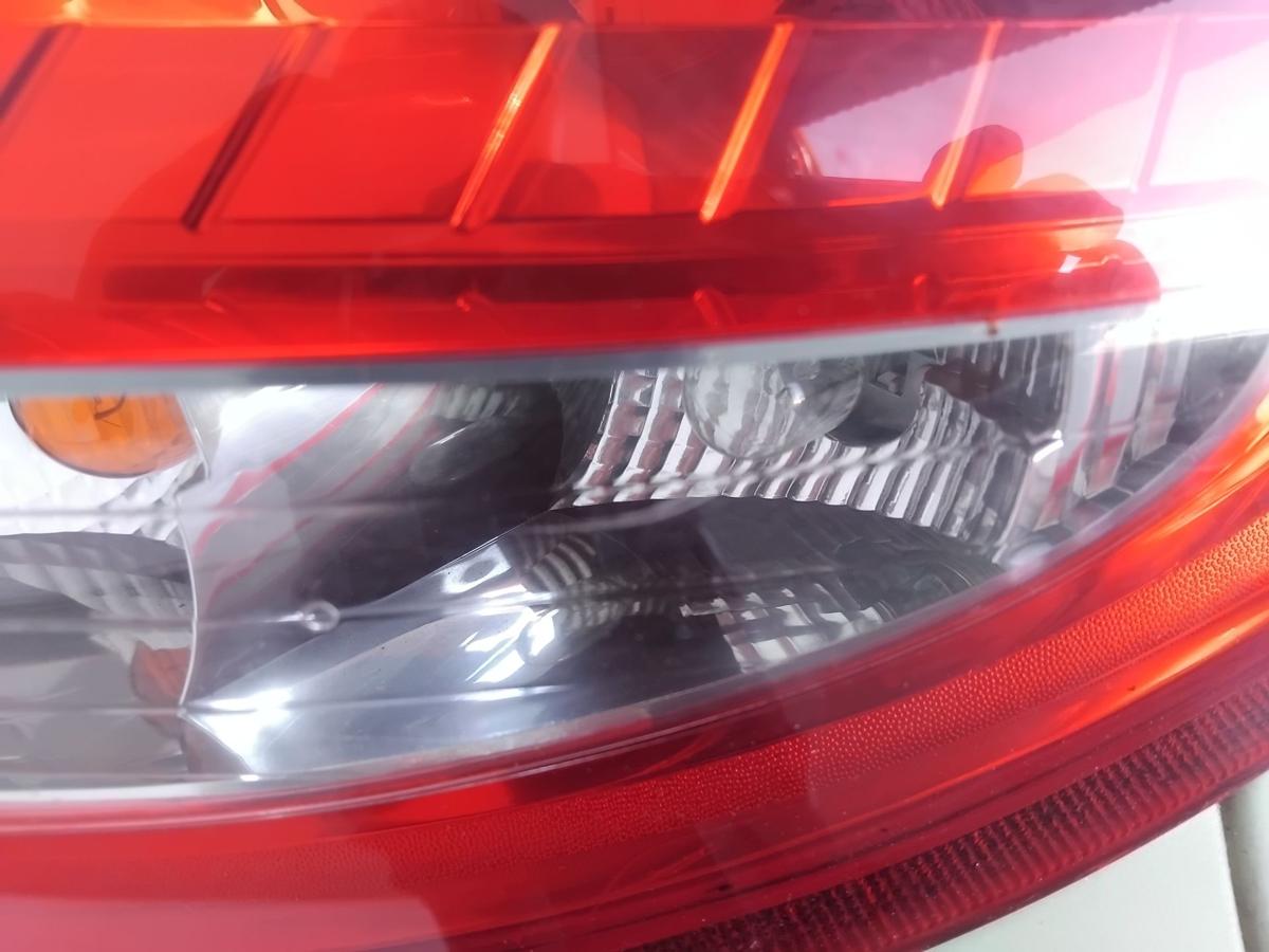 Ford Fiesta JA8 original Rückleuchte Schlussleuchte rechts BJ2009