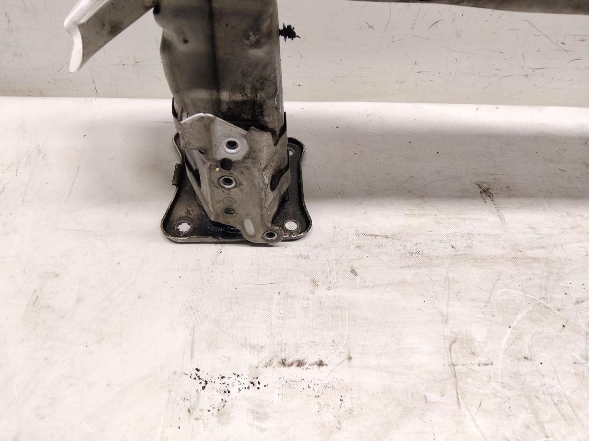 Ford Focus 3 original Tr&auml;ger Verst&auml;rkung Sto&szlig;f&auml;nger vorn BJ2011