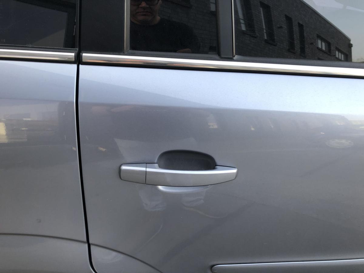 Opel Zafira B T&uuml;r hinten rechts Fondt&uuml;r im Rohbau 4AU Lichtsilber Metallic