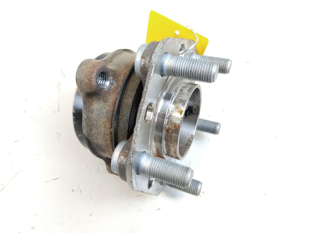 Tesla Model Y original Radnabe mit Radlager 1044123-00-B Bj.2022