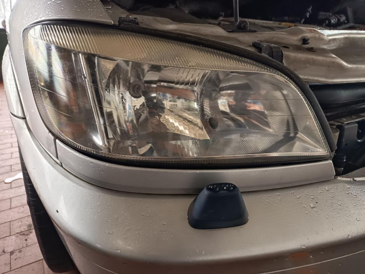Opel Zafira A original Hauptscheinwerfer vorn rechts Front Halogen Bj 2005