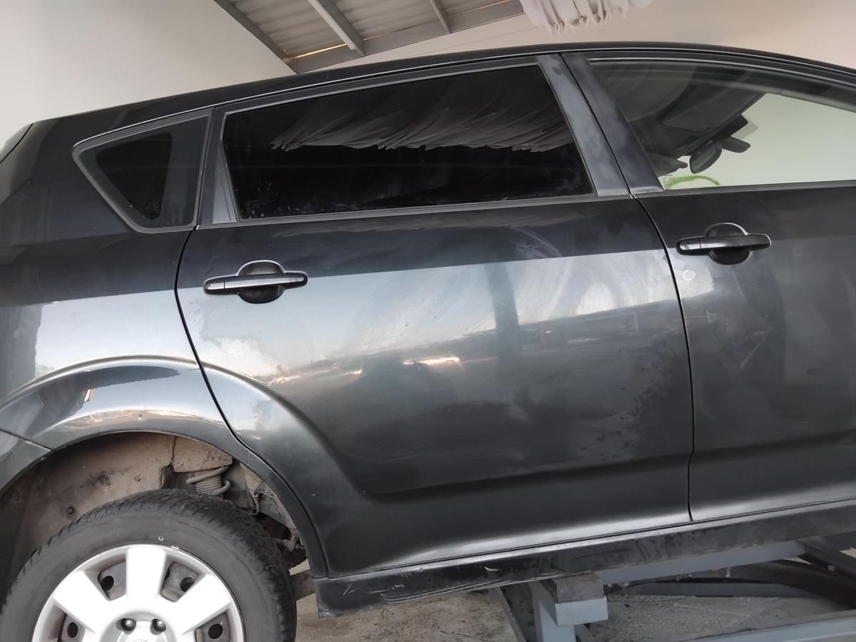 Toyota Corolla Verso II AUR10 Tür hinten rechts BJ2006 209 night sky black perleffekt