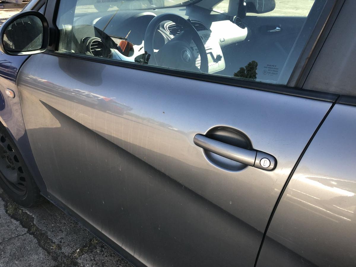 Seat Altea 5P Tür vorn links Fahrertür im Rohbau LS7U Sombragrau met
