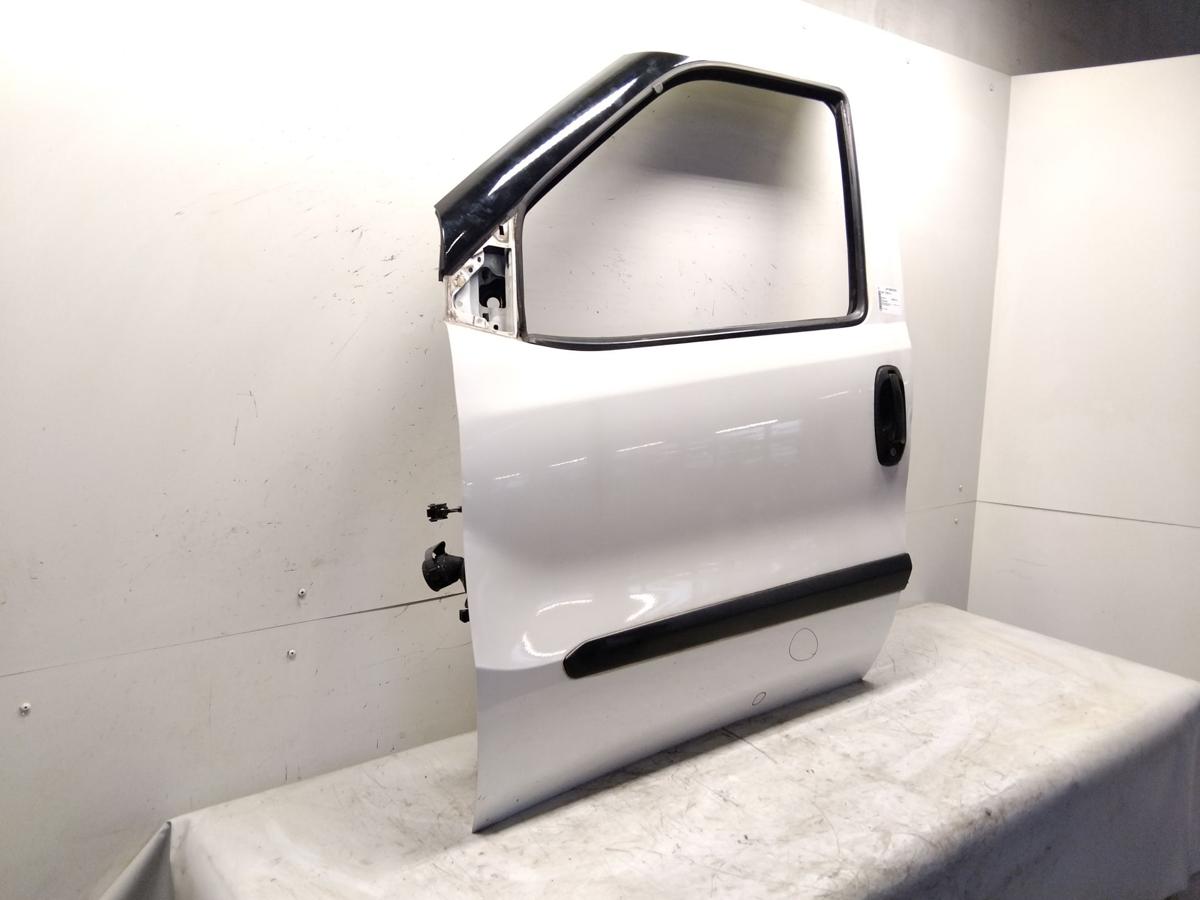 Opel Combo D original T&uuml;r vorn links Polarwei&szlig; BJ2014