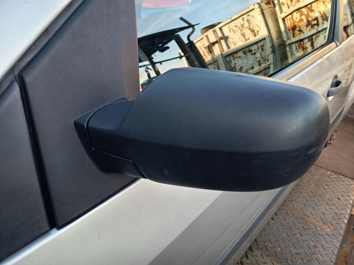 Ford Fiesta VI original Aussenspiegel links manuell unlackiert Bj 2006