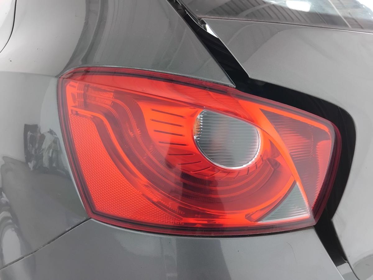 Seat Ibiza IV 6J original Rückleuchte Heckleuchte links 5-Türer Fließheck BJ2012