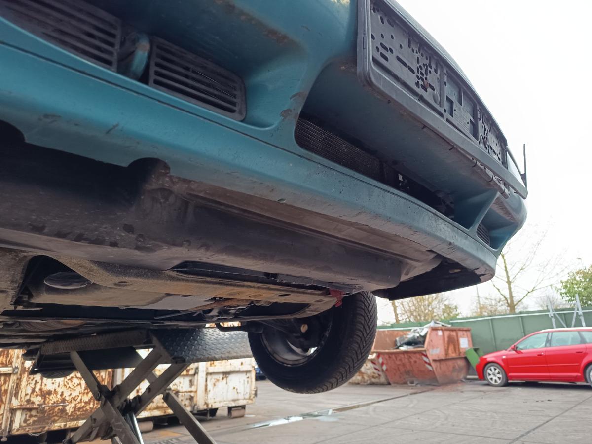 Volvo 850 original Sto&szlig;stange F&auml;nger vorn Front 422 T&uuml;rkis met Bj 1995