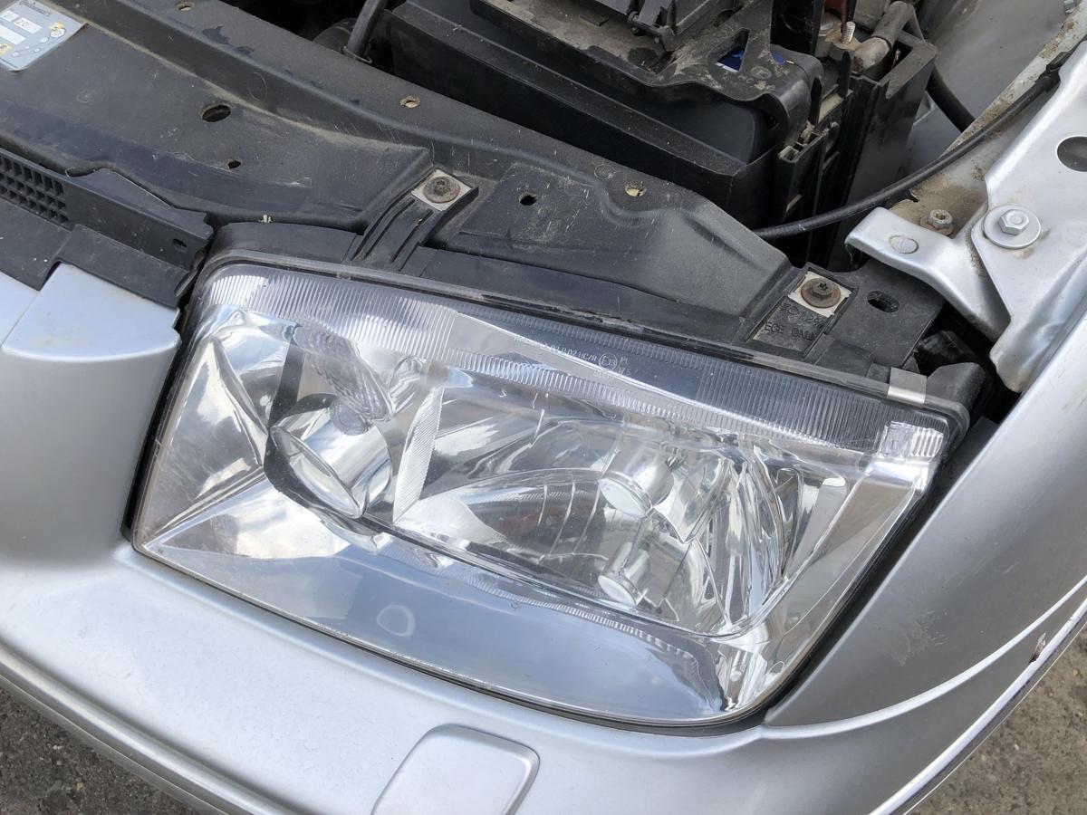 VW Bora 1J Scheinwerfer links Hauptscheinwerfer Zubeh&ouml;rteil ohne Nebel