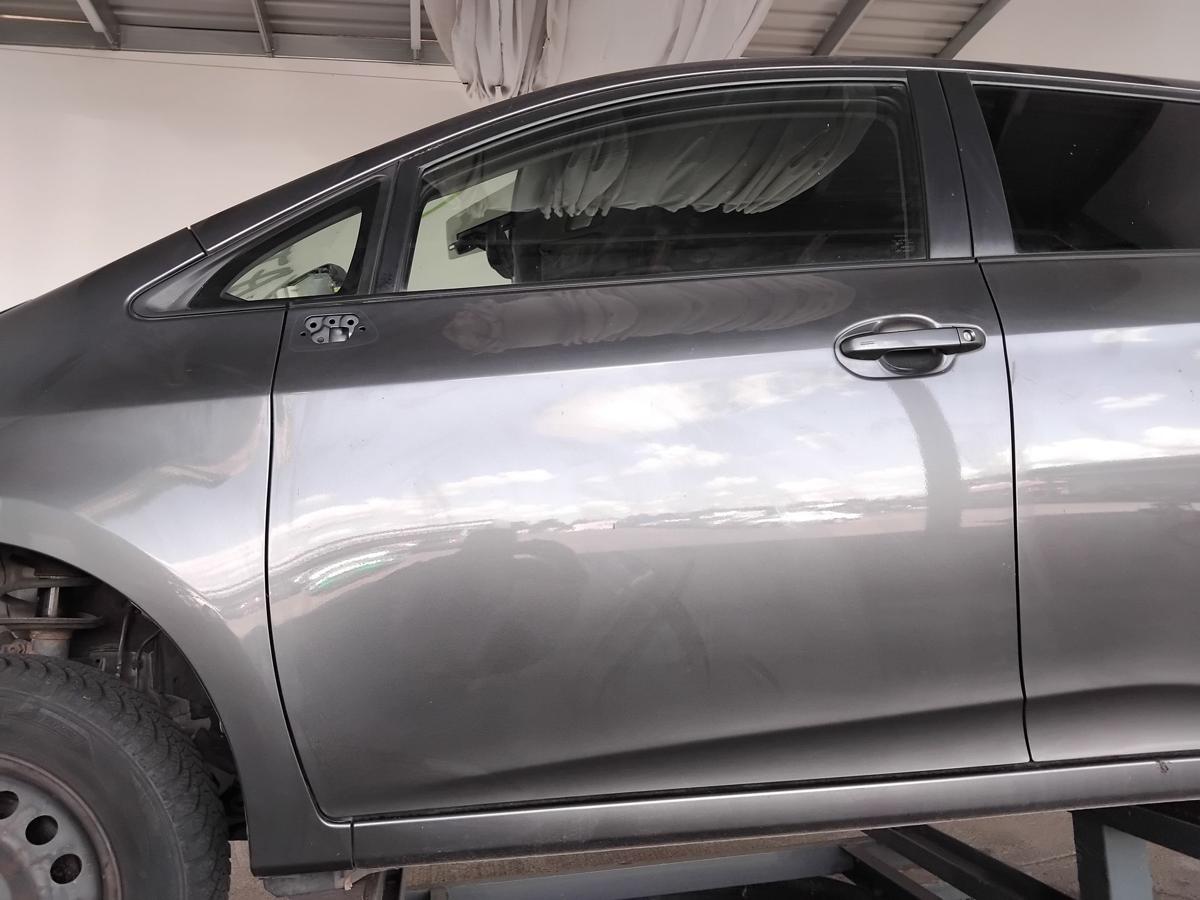 Toyota Verso-S T&uuml;r vorn links Fahrert&uuml;r 1G3 magneticgrey BJ2013