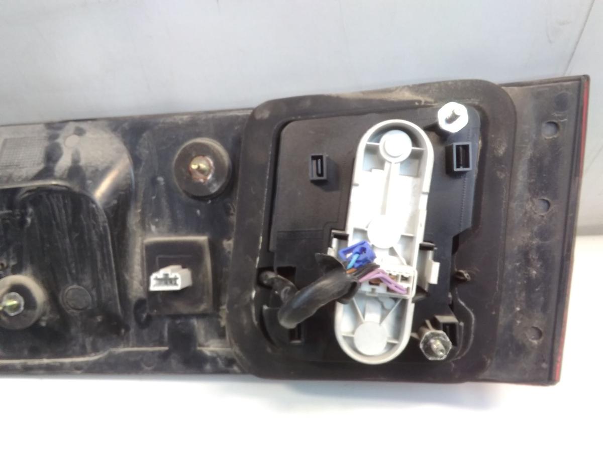 Volvo V40 Kombi original Heckblende Leuchtenband Heckklappe BJ2001 Facelift