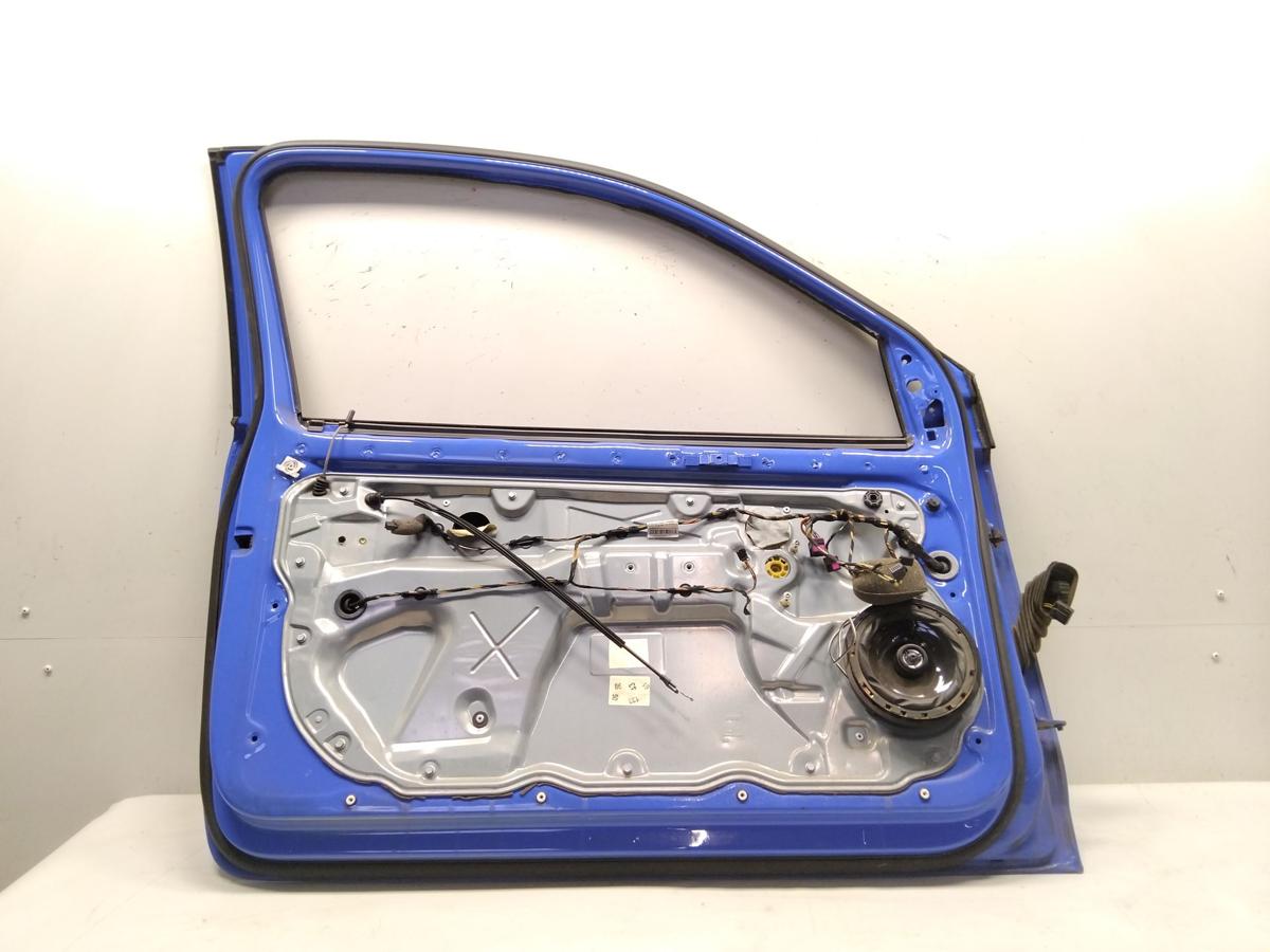 VW Polo 9N3 T&uuml;r vorn links Fahrert&uuml;r 3-T&uuml;rer summerblue LA5F Bj.2009