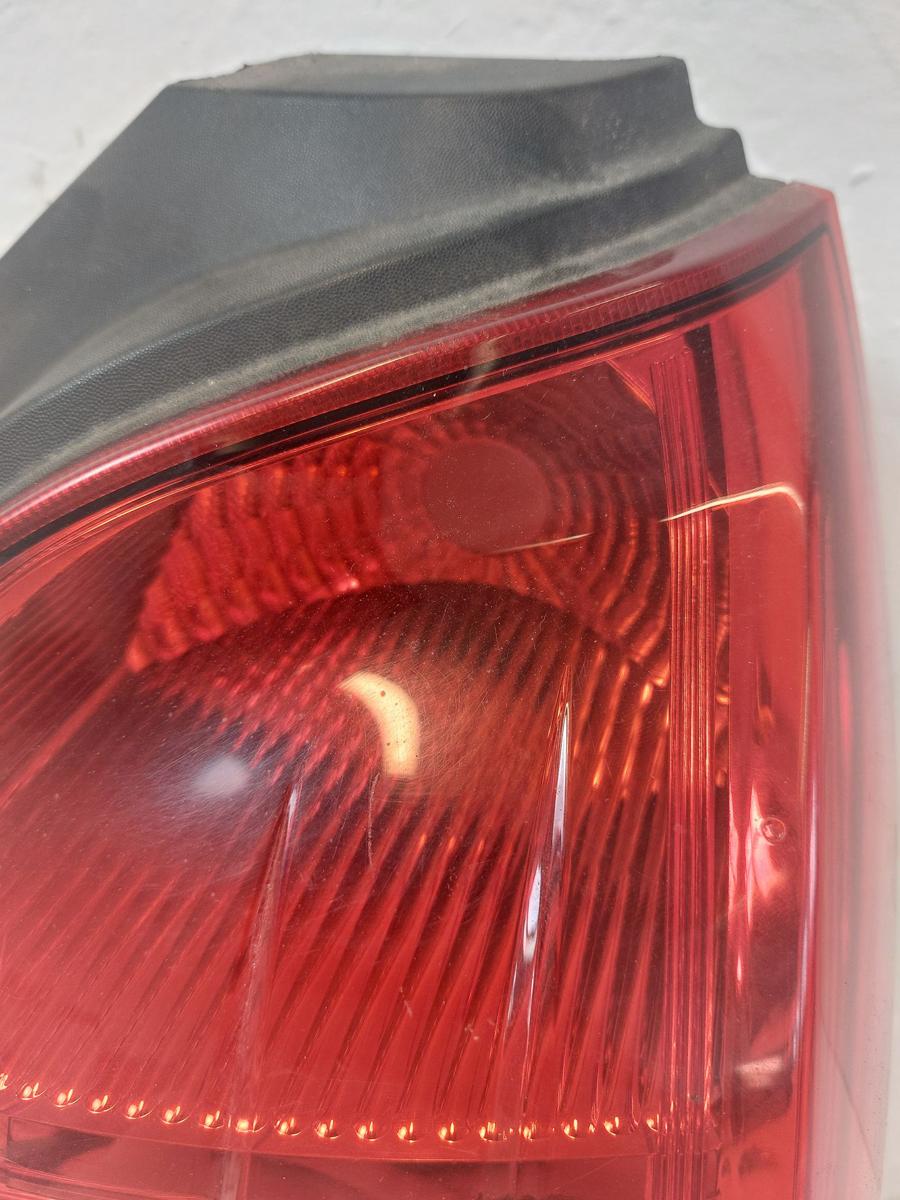 Renault Twingo II C Rückleuchte Schlussleuchte Rücklicht hinten rechts TEXT