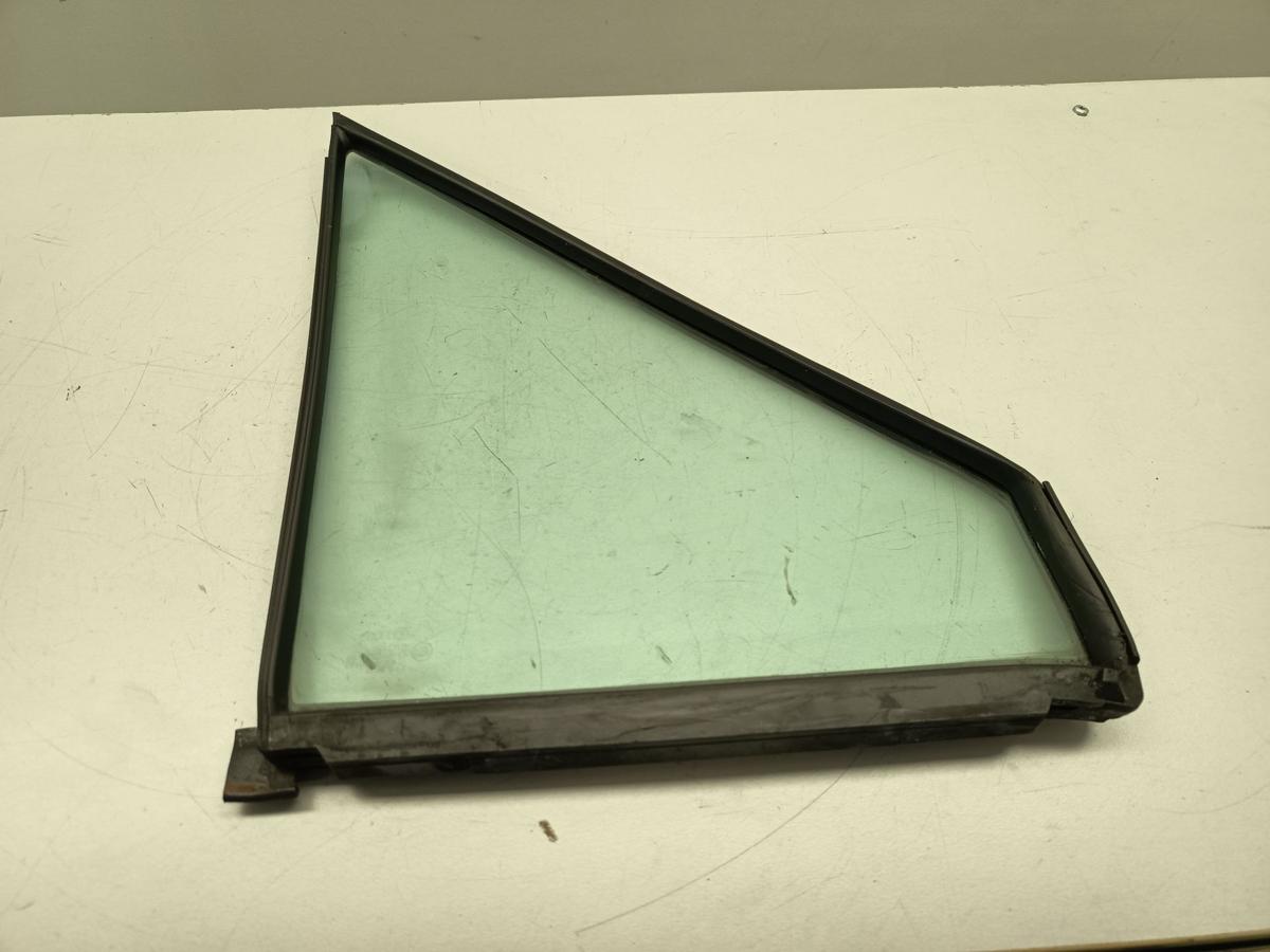VW Passat Variant 32B Bj 1987 orig Dreieckscheibe vorn links Fahrertür Fenster
