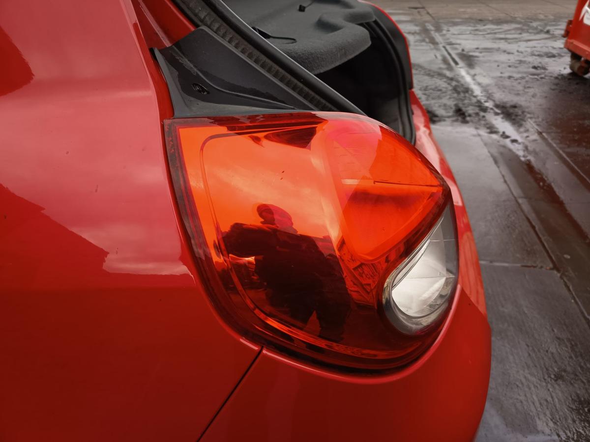 Renault Clio III original R&uuml;ckleuchte links Heck Schluss Licht Bj 2012