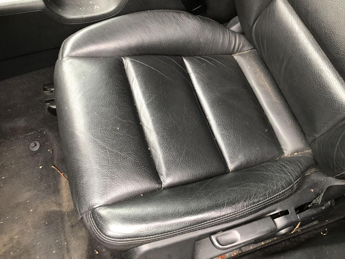 Audi A4 8E B6 Avant Lederausstattung Ledersitze schwarz Ledersitzausstattung