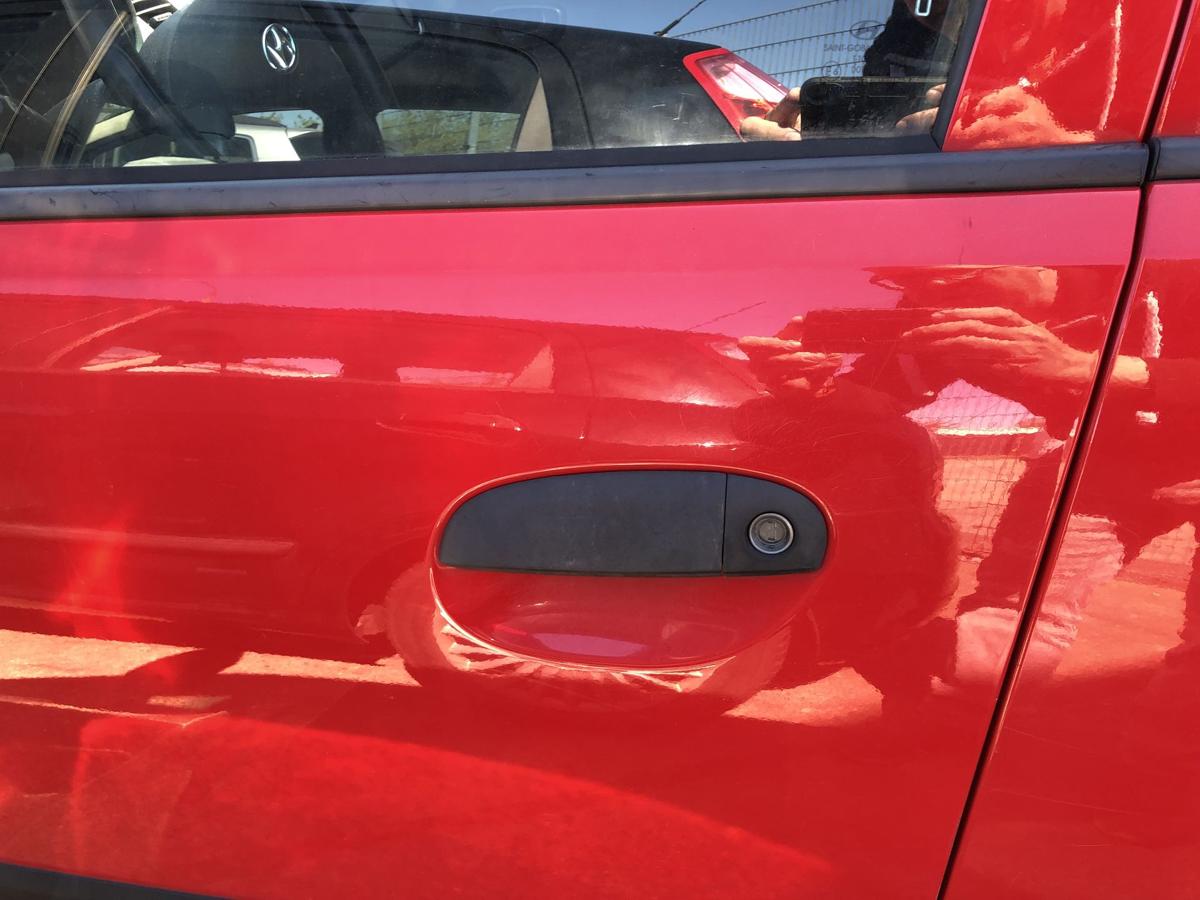 Hyundai i10 PA T&uuml;r vorn links Fahrert&uuml;r im Rohbau H4 Electric Red