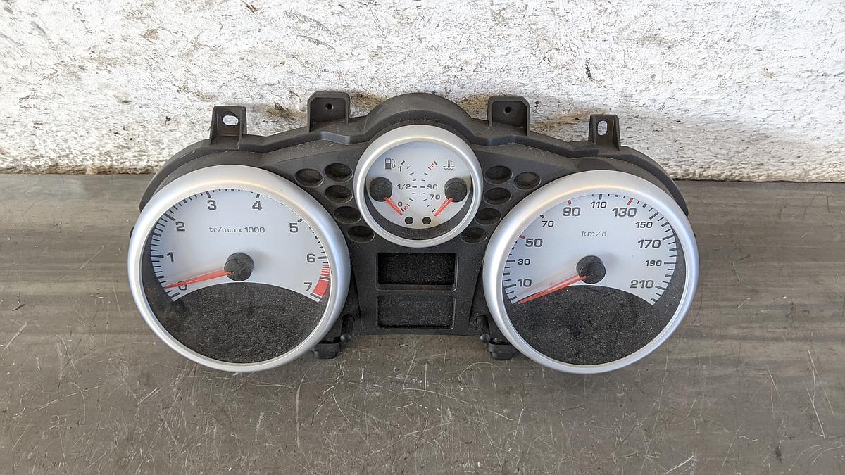 Peugeot 206+ Kombiinstrument Tacho 1360ccm 55kw 9666637180