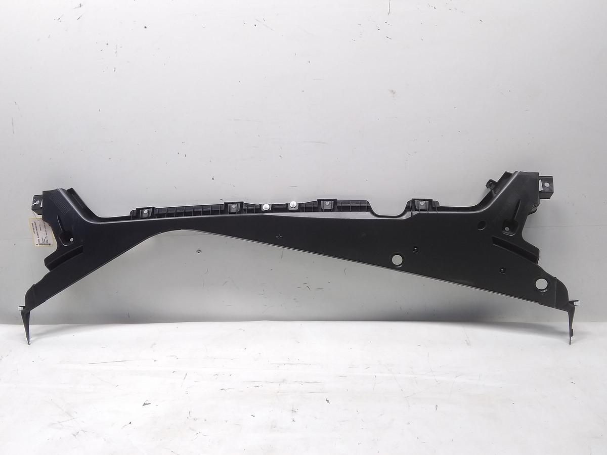 Tesla Model Y Bj.2022 original Windlauf Abdeckung Wasserkasten 1492603-00-D