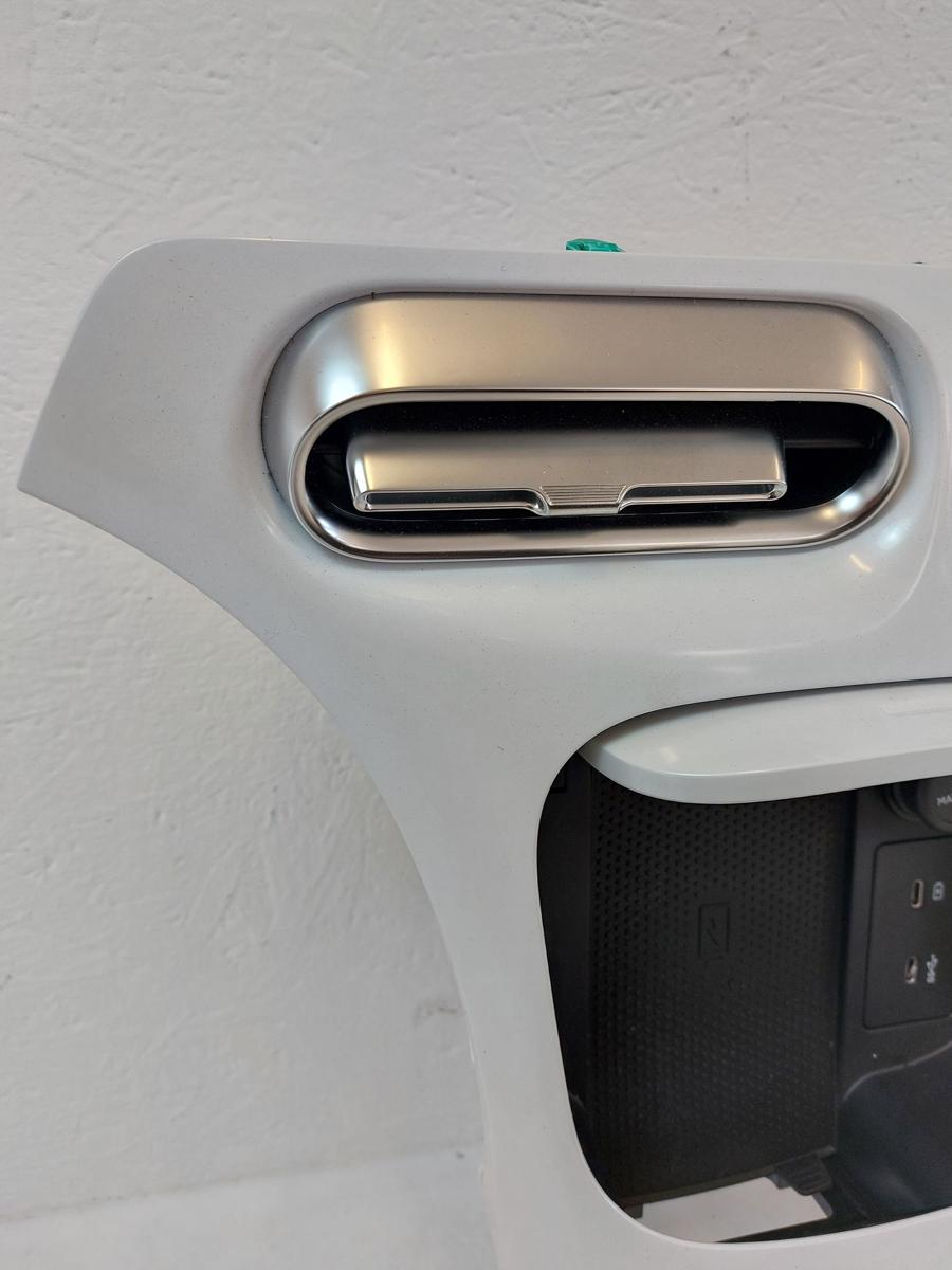 Smart #1 HX11 Pulse Luftdüsen Luftduschen mitte induktives Laden USB Anschluss