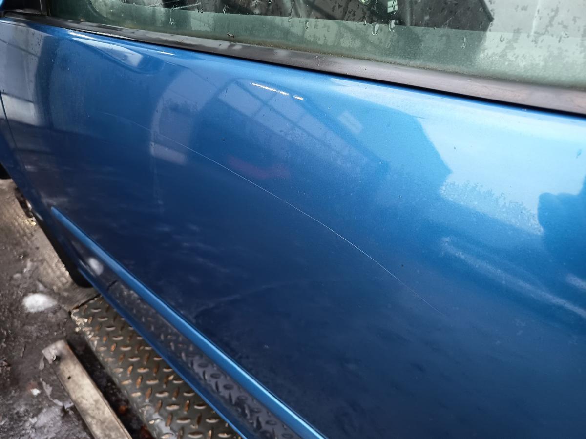 VW Golf V original T&uuml;r links Fahrer A5K Olympiablau Bj 2007