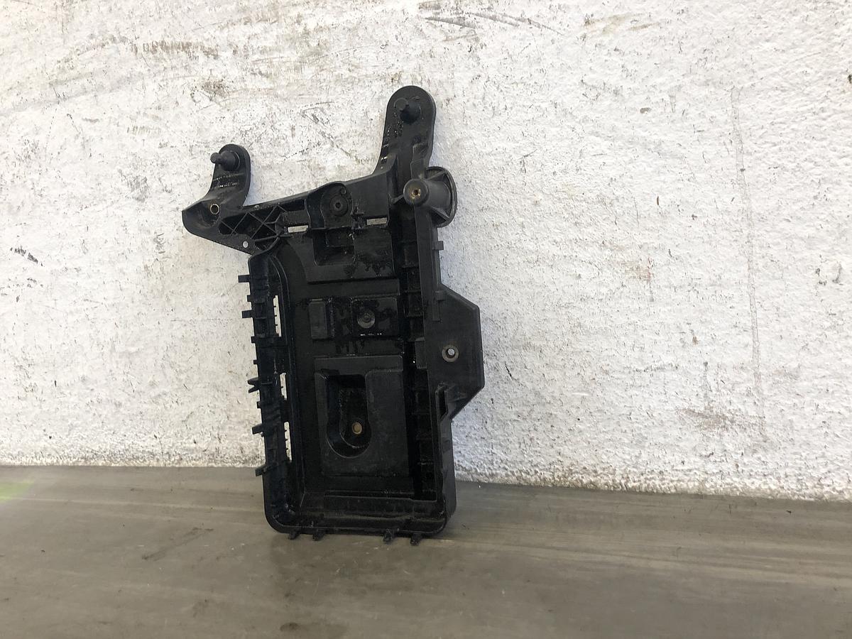 VW Touran 1T Träger Konsole Batterie 1K0915333