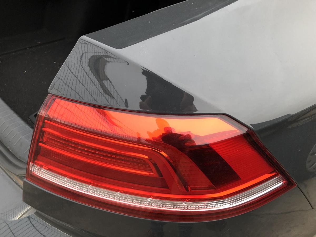 VW Passat 3G B8 Limo Rückleuchte rechts Rücklicht Außenteil mit LED Heckleuchte