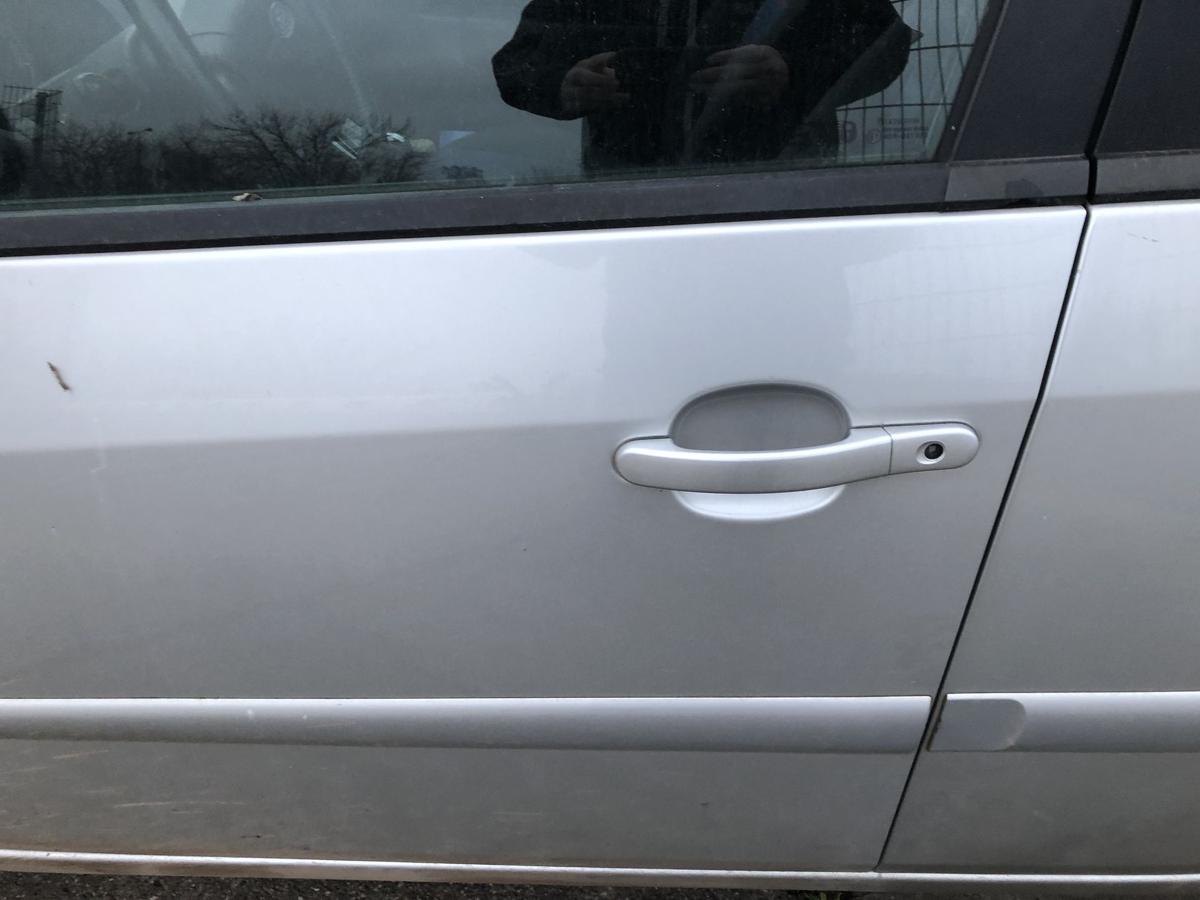 Ford Fiesta JD3 JH1 ab05 T&uuml;r vorne links 5t&uuml;rer Fahrert&uuml;r Rohbau Polarsilber