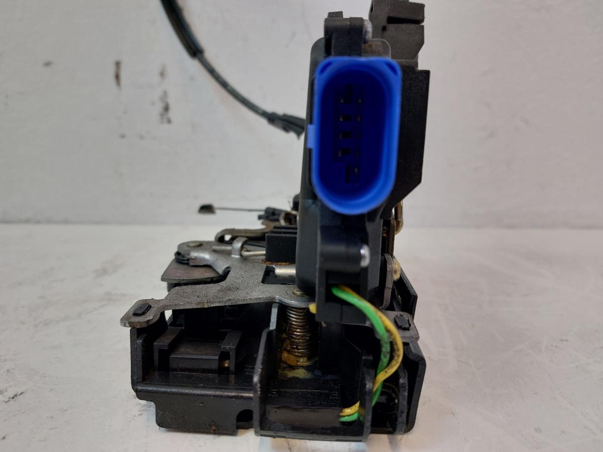 VW Touran 1T 1T1 T&uuml;rschloss vorn rechts Beifahrert&uuml;r Schloss OEM