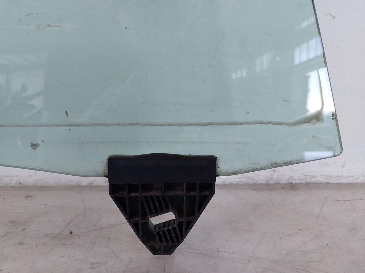 Audi A4 8E 8EC B7 Avant T&uuml;rscheibe vorn rechts Seitenscheibe Colorglas Scheibe